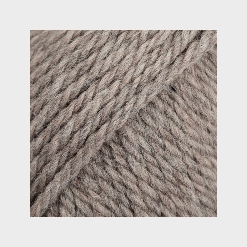 Drops Alaska - 49 Askebrun Dyelot: 10430